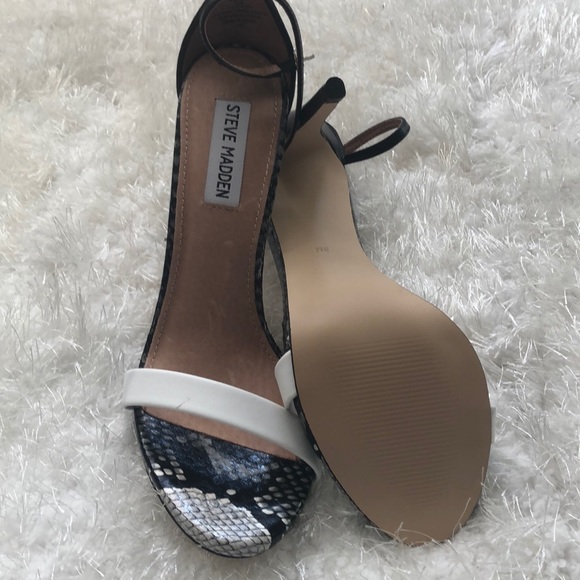 Shoes - Picture 2 of 3